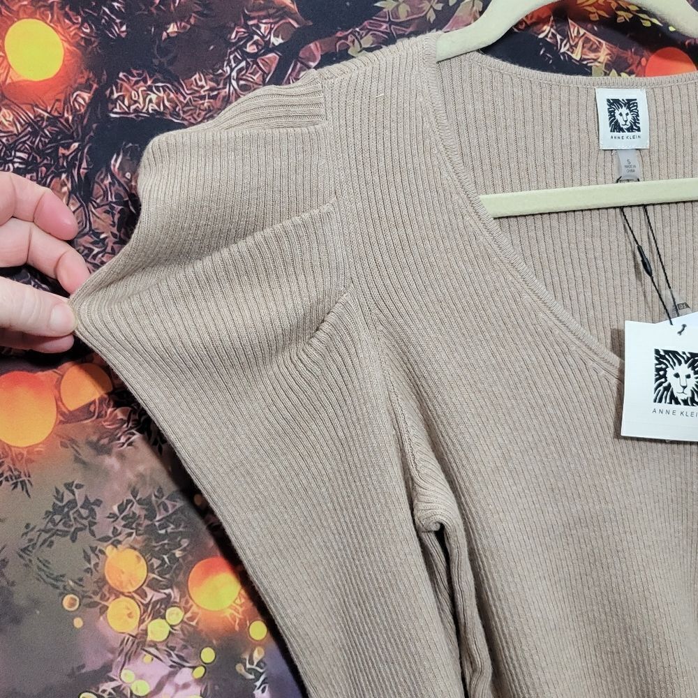 Anne Klein Sweater - Picture 4 of 13